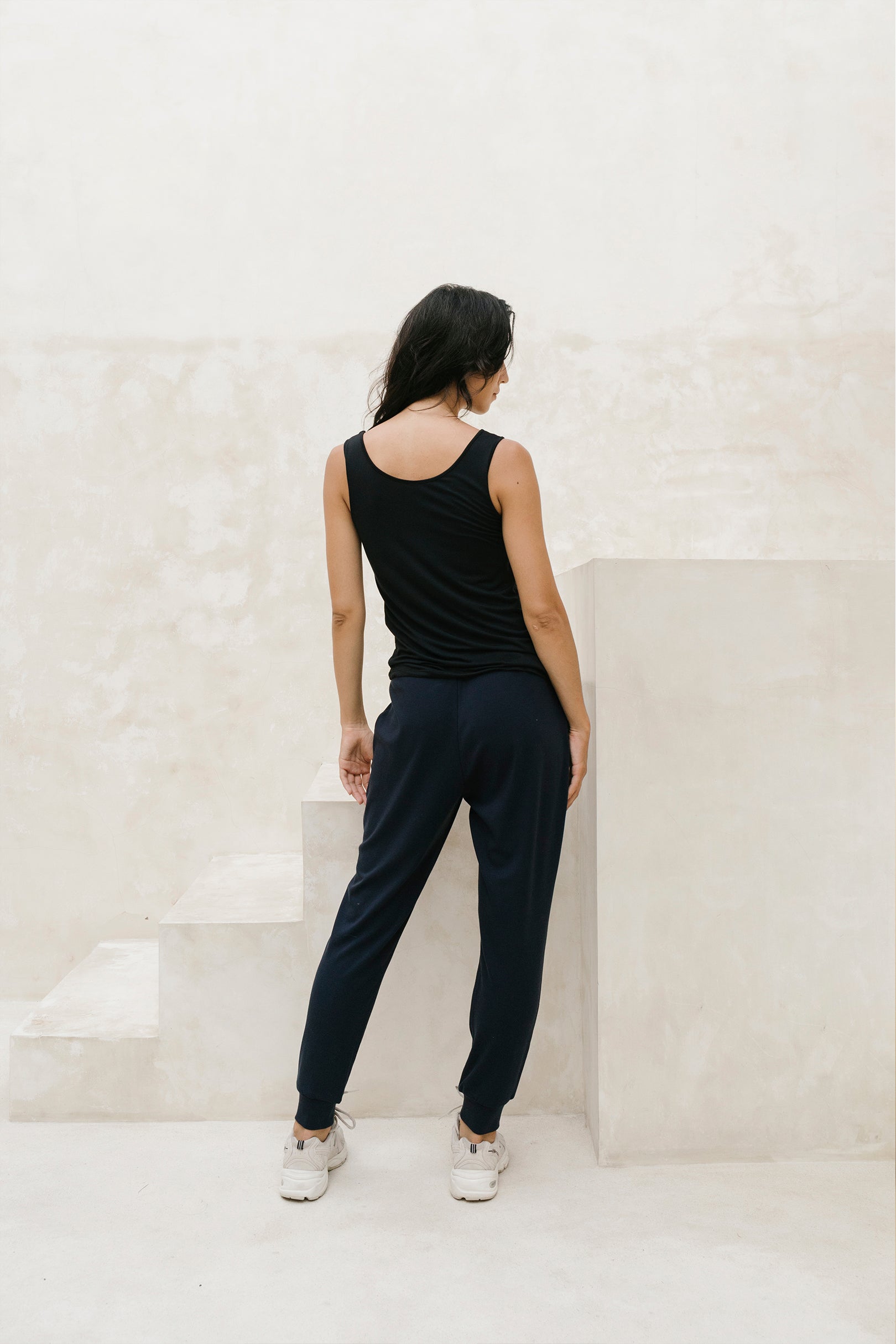 Lounge Tank Top in Noir