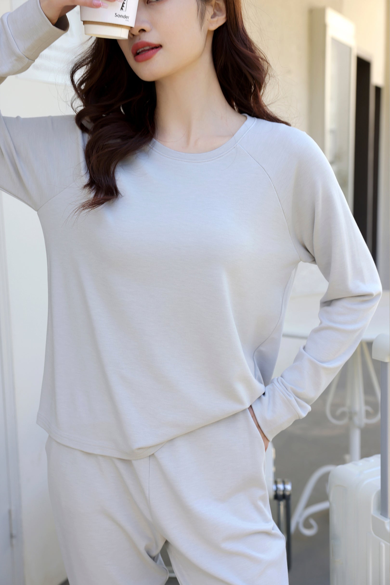 AirMode Pullover Crew in Cloud Grey