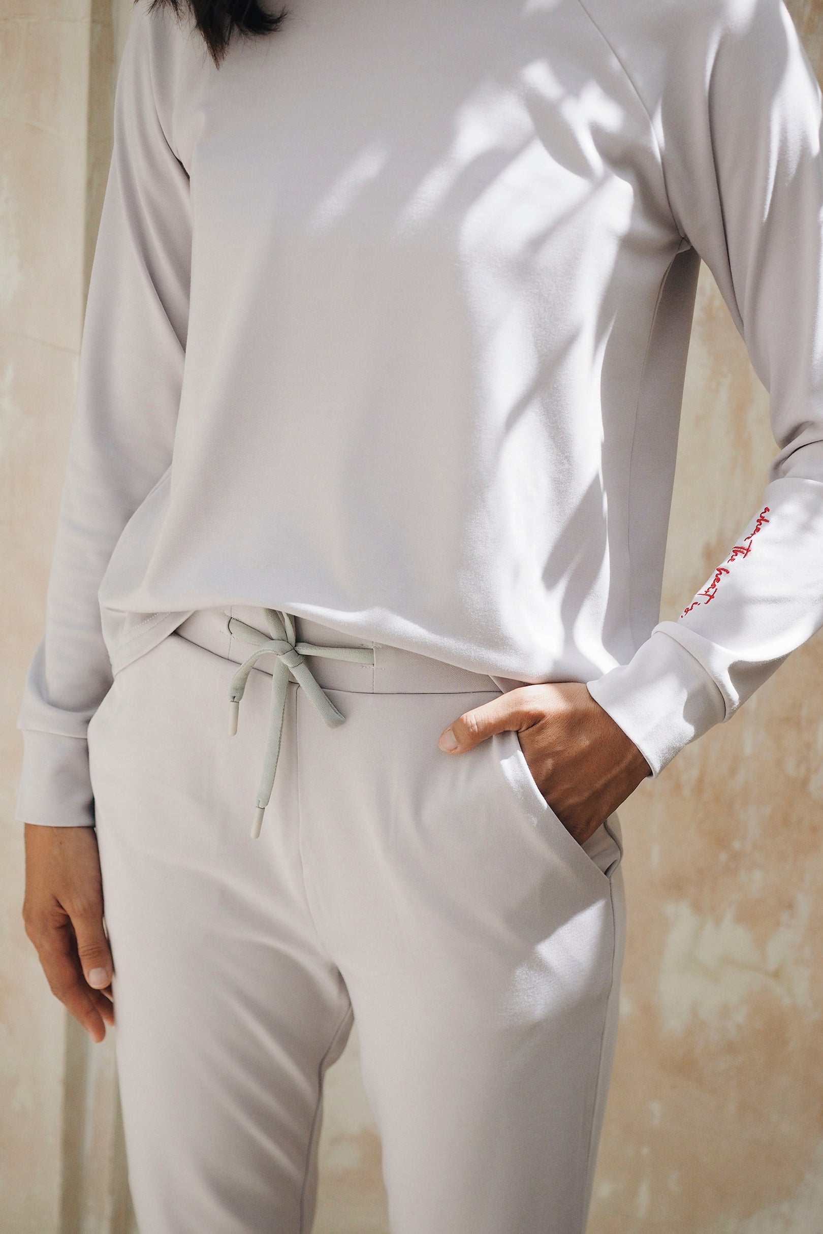 AirMode Pullover Crew in Cloud Grey Heart