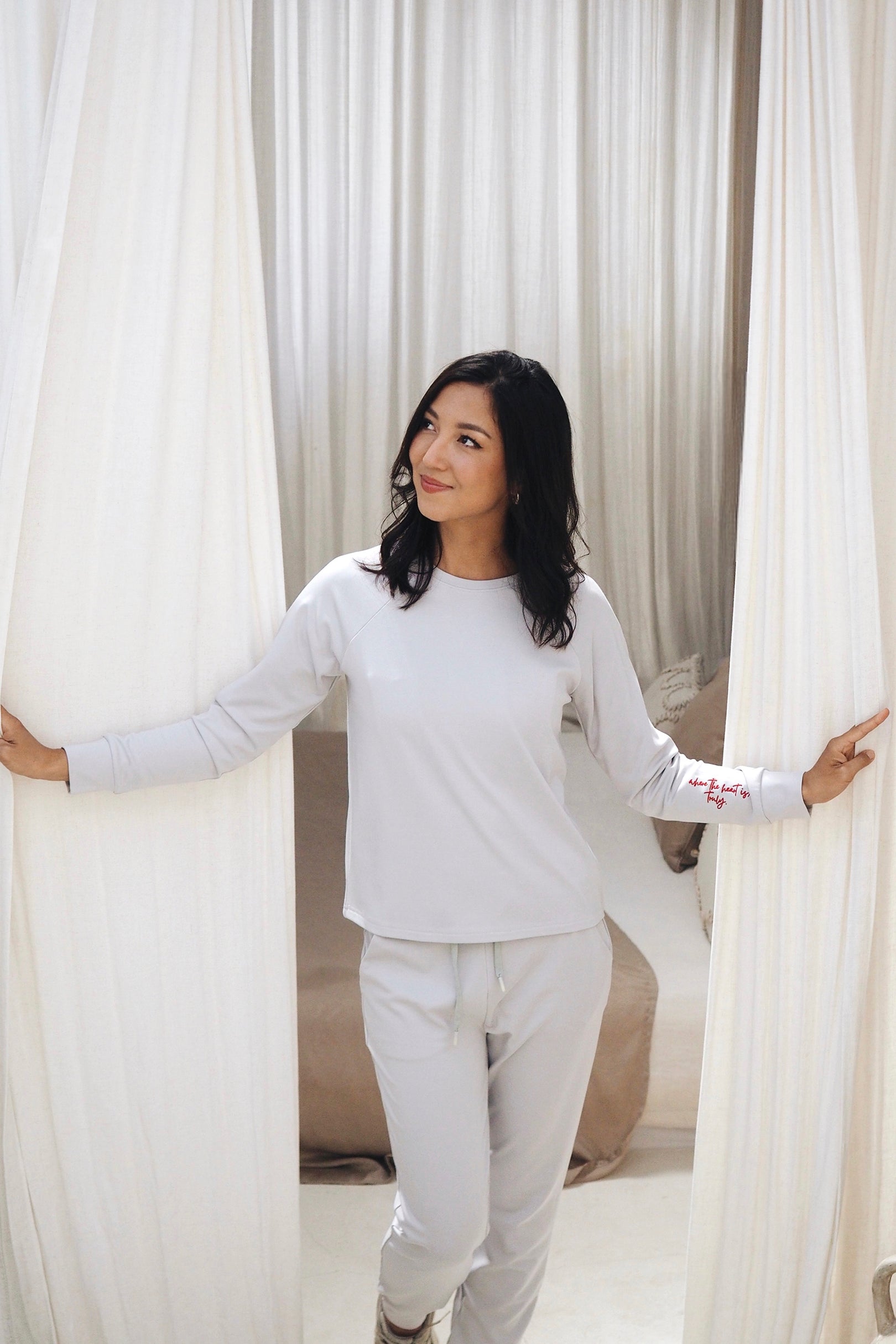 AirMode Jogger Set in Cloud Grey Heart