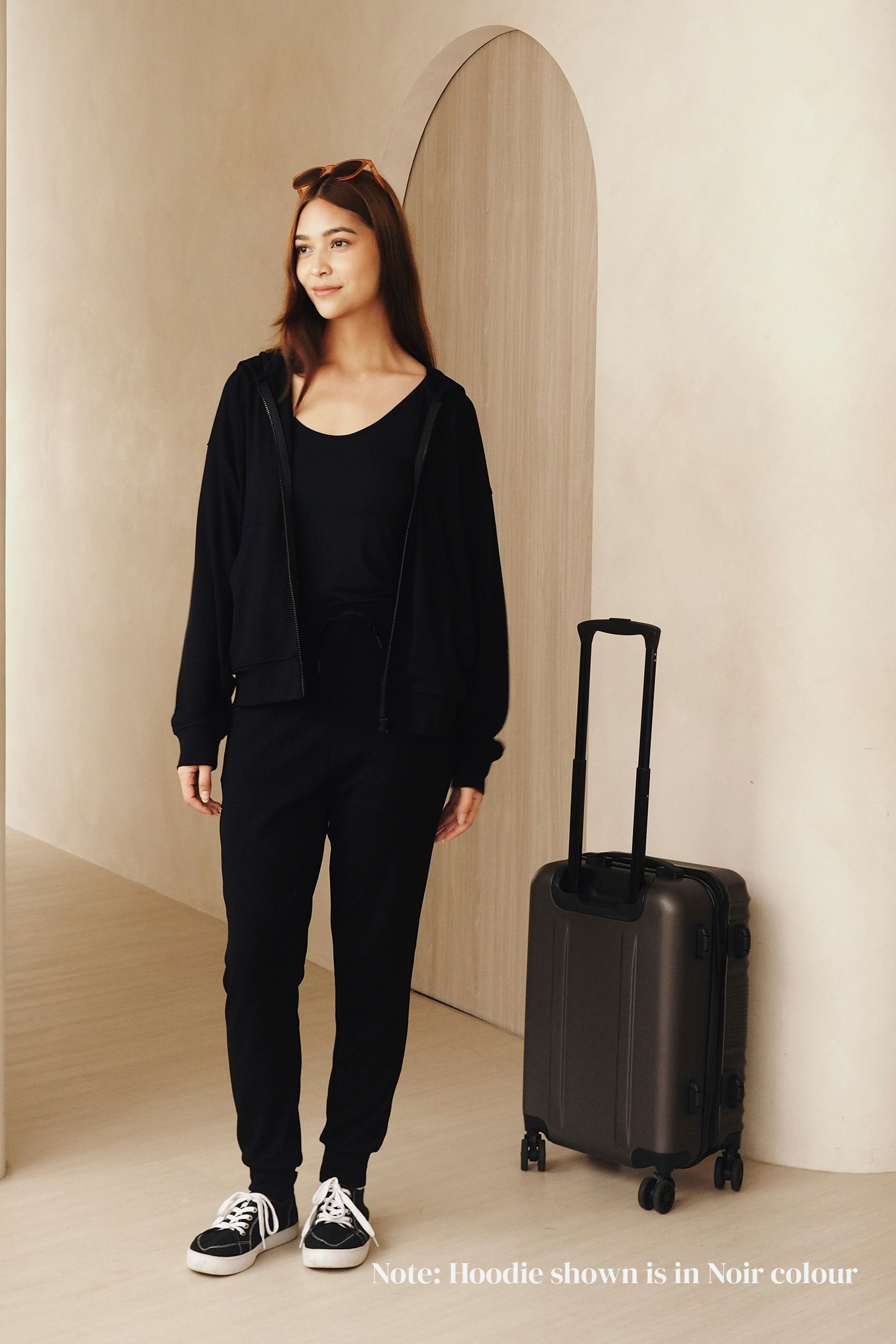 AirMode Hoodie Jacket in Midnight Blue