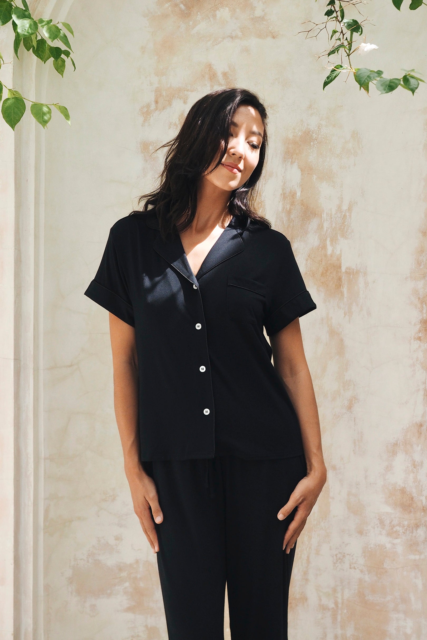 Signature Cropped Pyjamas Shirt in Noir