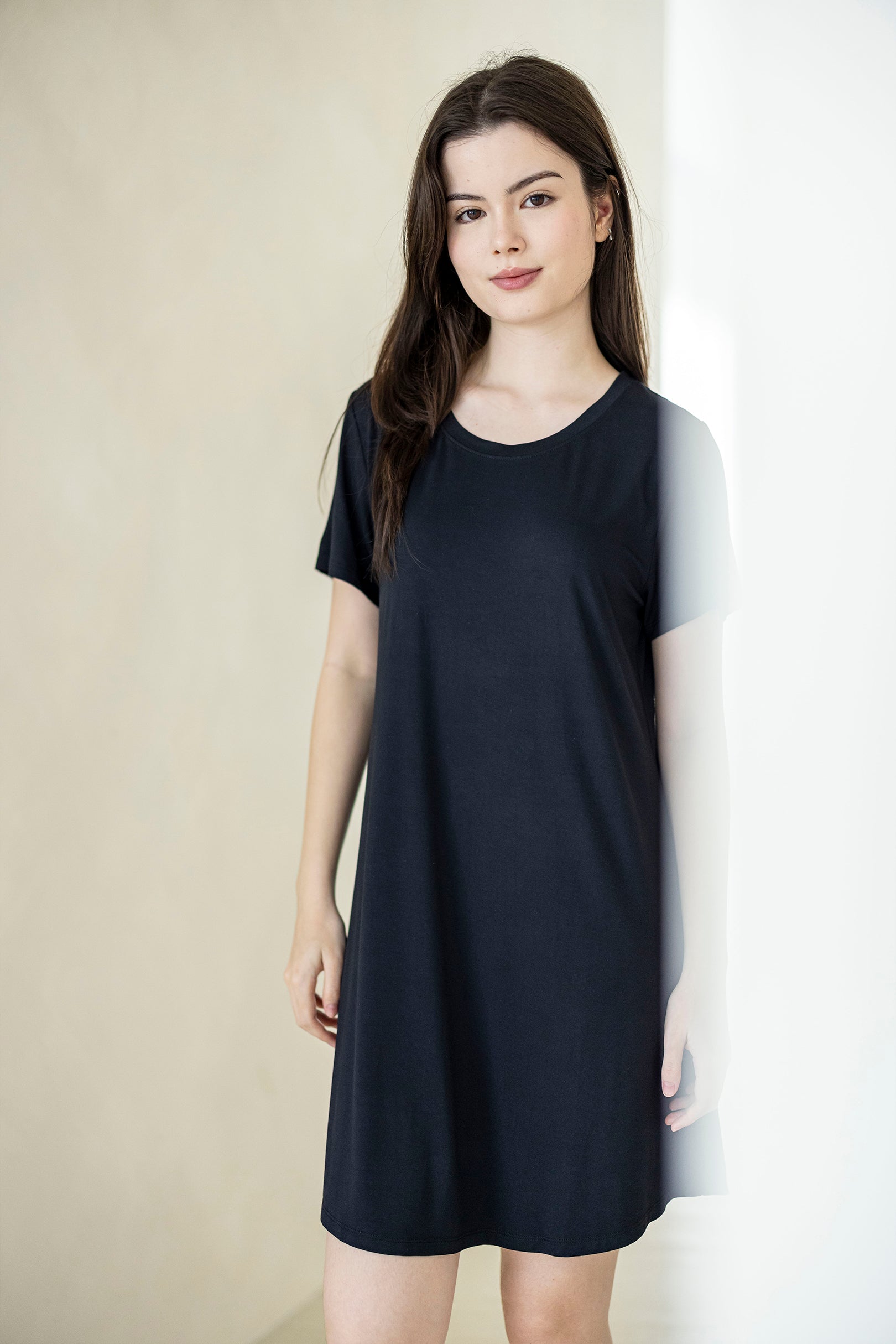 Ice-Cool Lounge Dress in Noir