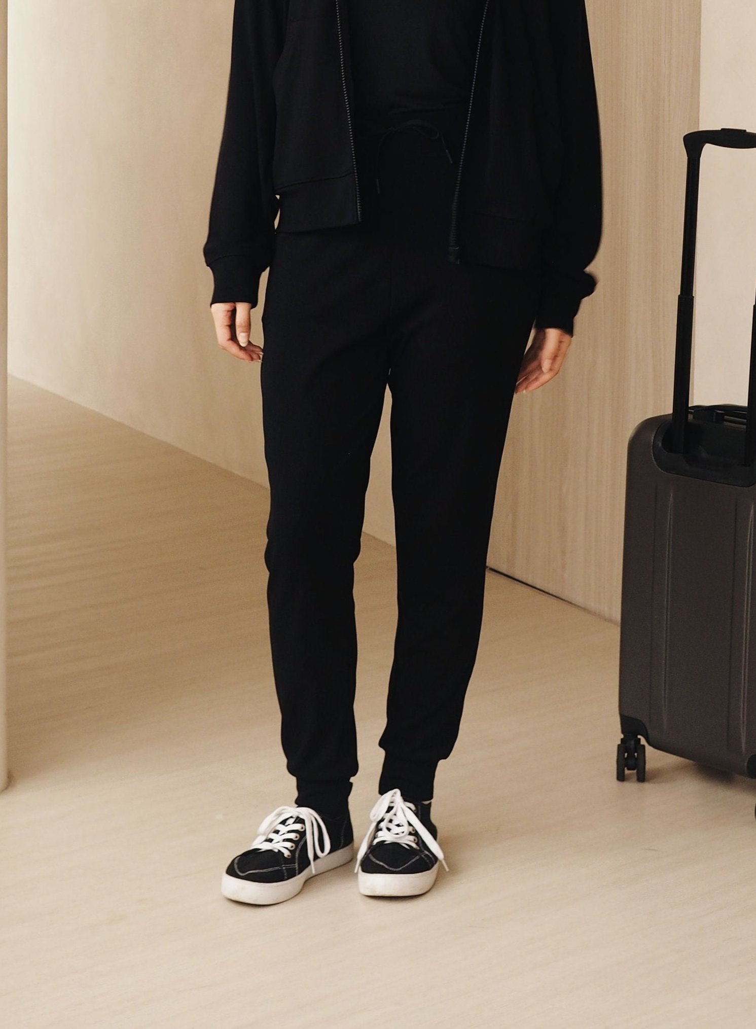 AirMode Hoodie Pants in Noir