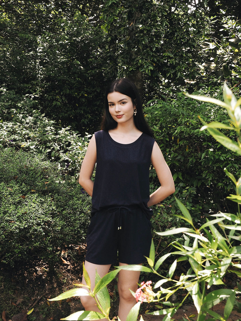 Bamboo-Linen Tank Top in Midnight Blue