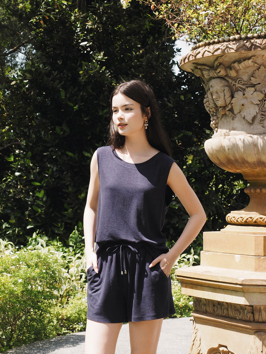 Bamboo-Linen Tank Shorts in Midnight Blue