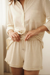 Bamboo vs Cotton: Best Fabric for Singapore's Climate