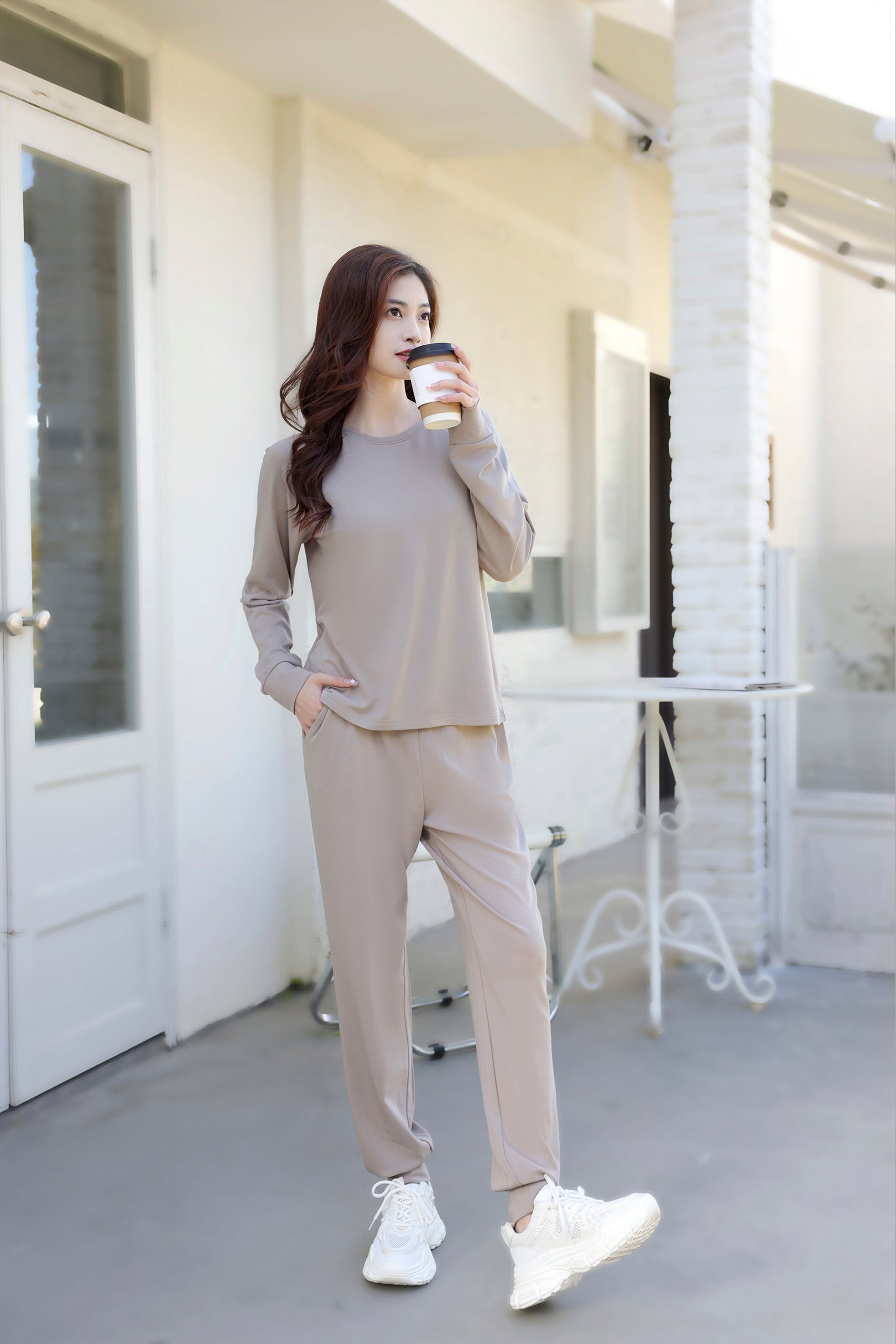 AirMode Jogger Set in Moonrock Presence