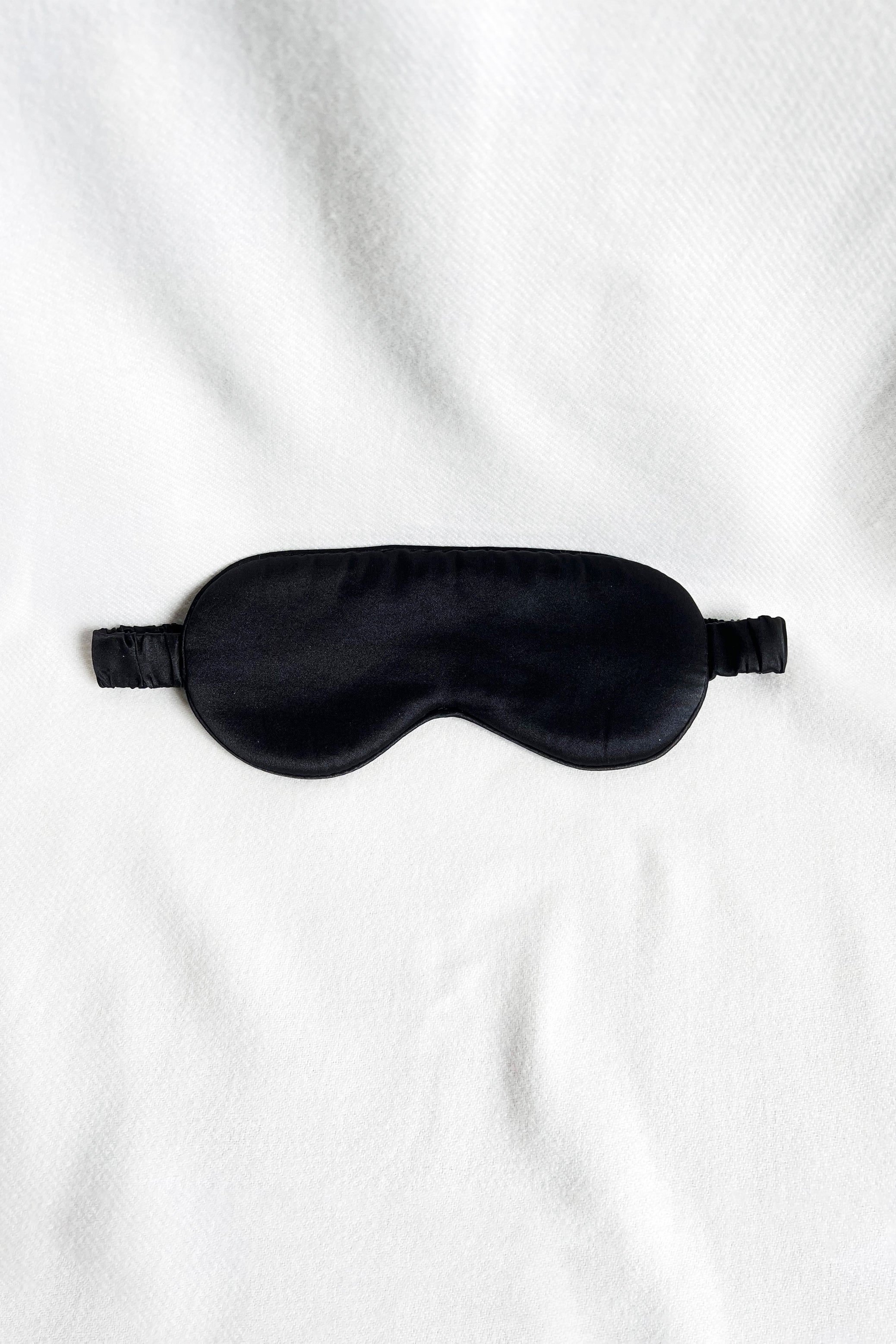 Mulberry Silk Sleep Eye Mask in Noir